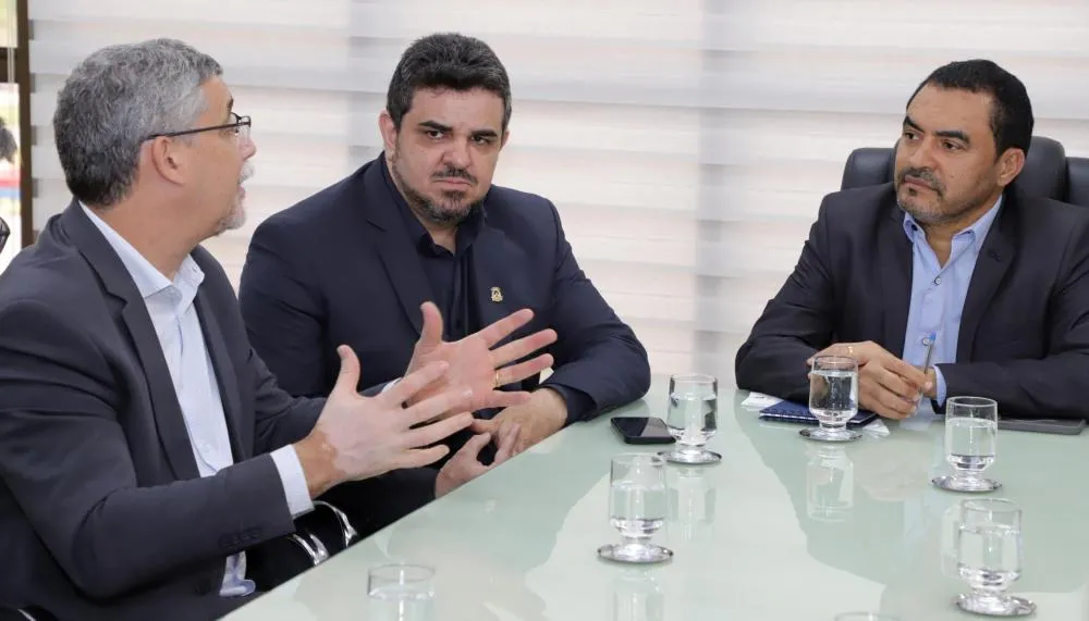Governador Wanderlei Barbosa com equipe da missão do Banco Mundial destaca importância do Projeto Tocantins Produtivo.