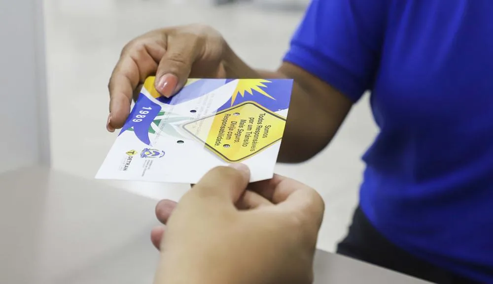Serão oferecidos serviços de abertura de processos, coleta da biometria, captura de imagem e exame médico e psicológico, além de outros atendimentos
