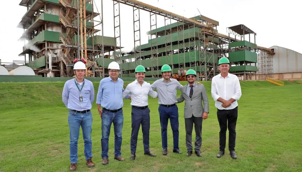 Governador Wanderlei Barbosa e presidente do Porto de Santos, Anderson Pomini, visitam instalações da unidade industrial do Grupo Fazendão, em Luzimangues.