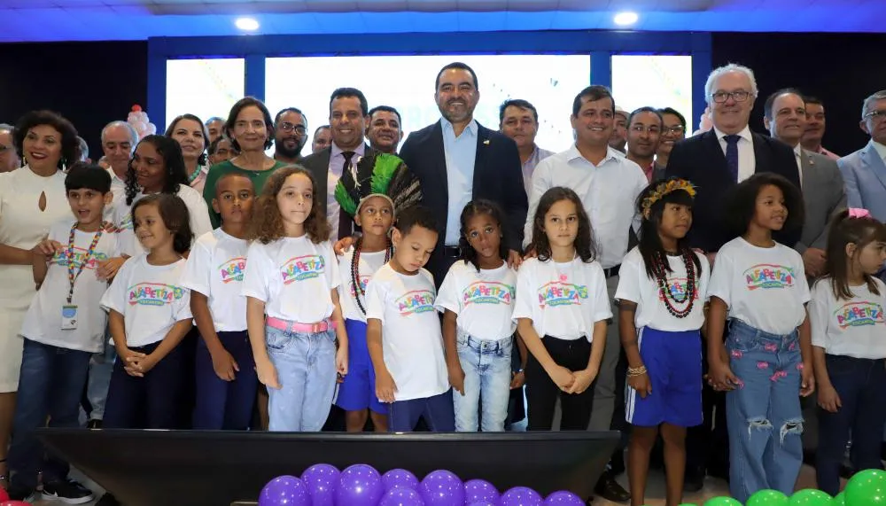 O programa Alfabetiza Mais Tocantins foi lançado no mês de fevereiro de 2024 pelo governador Wanderlei Barbosa, com investimento de R$ 8 milhões.