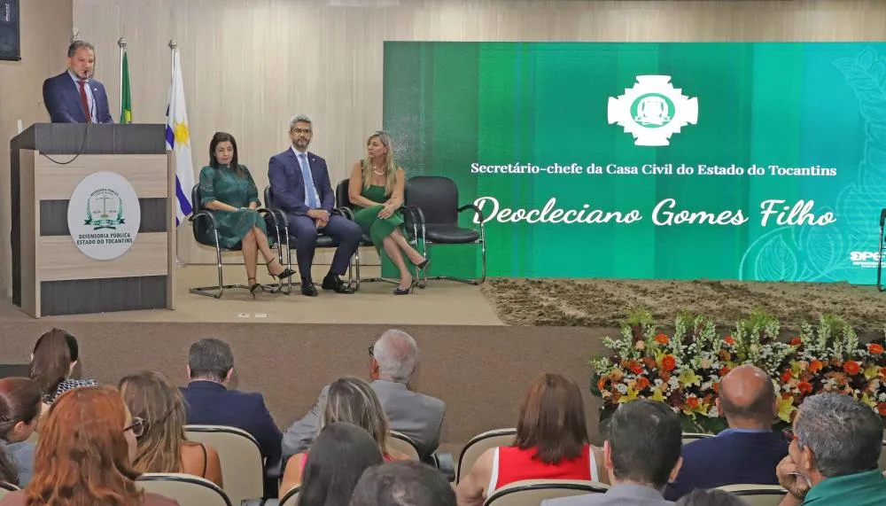 Em seu discurso, o secretário-chefe da Casa Civil, Deocleciano Gomes, transmitiu os cumprimentos do governador Wanderlei Barbosa a todos os participantes do evento.