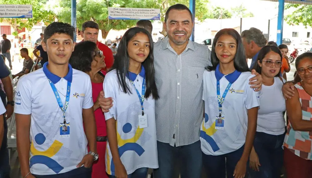 Programa Jovem Trabalhador vai inserir 3 mil adolescentes e jovens no mercado de trabalho.