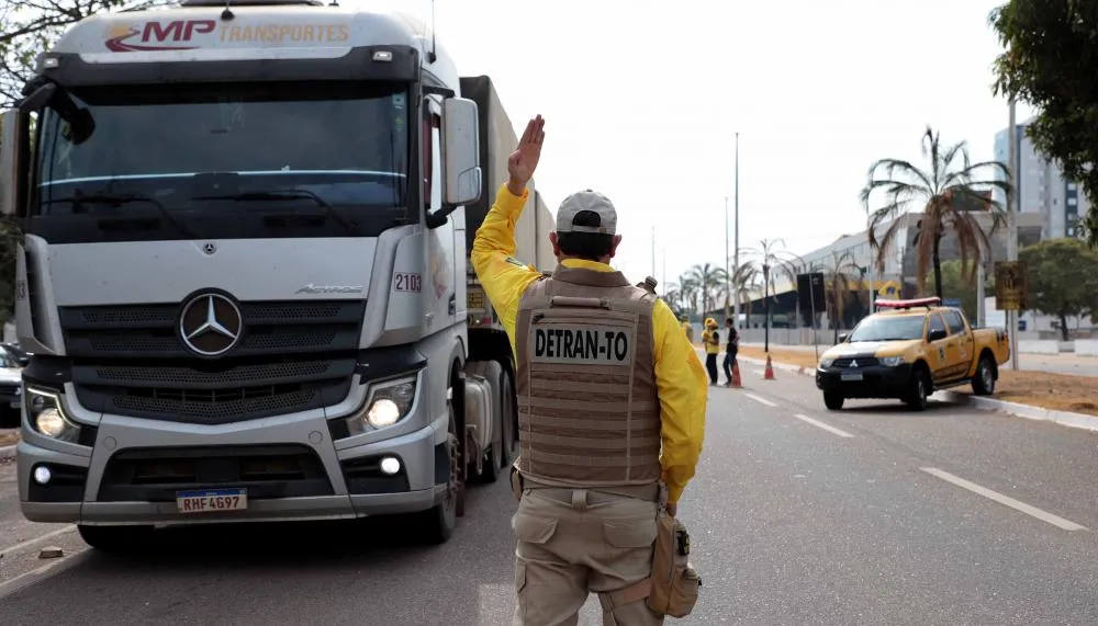 Ações terão como ênfase alertar os condutores quanto aos riscos do excesso de velocidade, mas agentes também atuarão para coibir outras práticas que estão em desacordo com a legislação.