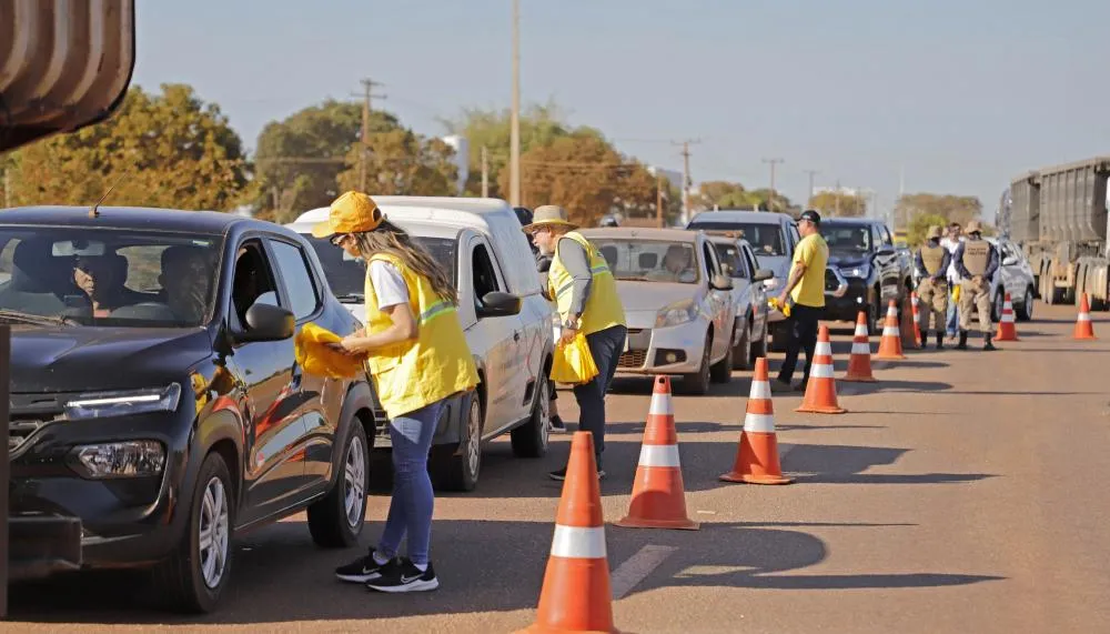 Governo do Tocantins realizou uma série de ações de conscientização para motoristas e pedestres, reforçando a segurança de quem transita pelas ruas, avenidas e rodovias do estado.