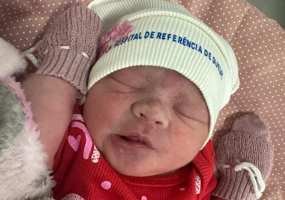 Manoela Martins Xavier esse é o nome da primeira bebê nascida no Sistema Único de Saúde (SUS), em 2025.