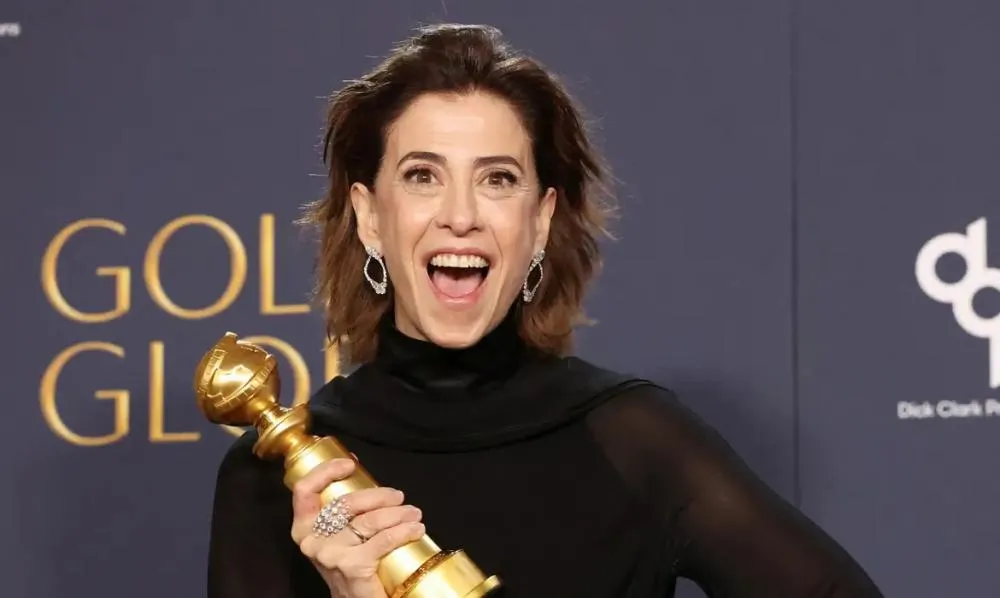 Fernanda Torres recebeu prêmeio de melhor atriz em filme de drama no Globo de Ouro.