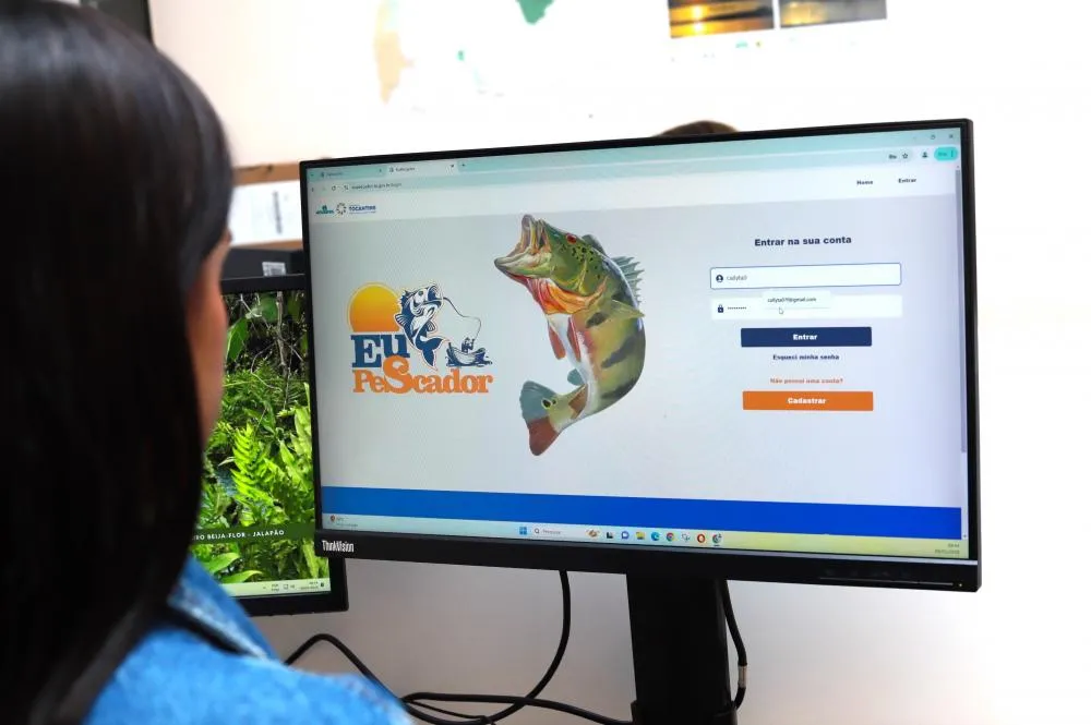 Para acessar os serviços do EuPesacador, o usuário precisa acessar o Play Store.