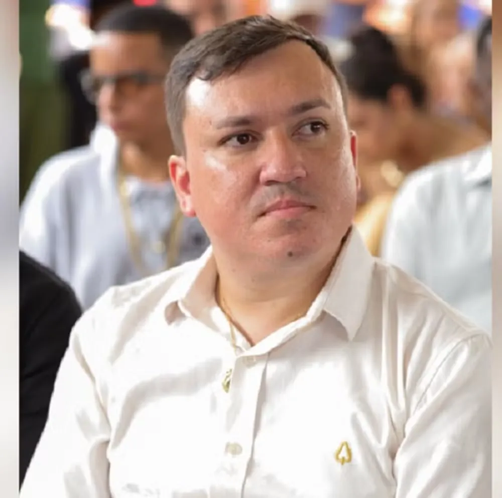 Luan Elvio Barros de Oliveira foi exonerado do cargo de secretário municipal da juventude após operação — Foto: Reprodução/Redes Sociais.