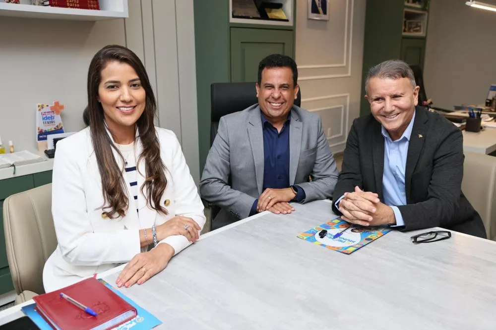 Durante o encontro, o titular da Seduc, Fábio Vaz, destacou a importância de Palmas aderir ao Profe para acompanhar a evolução educacional do estado.