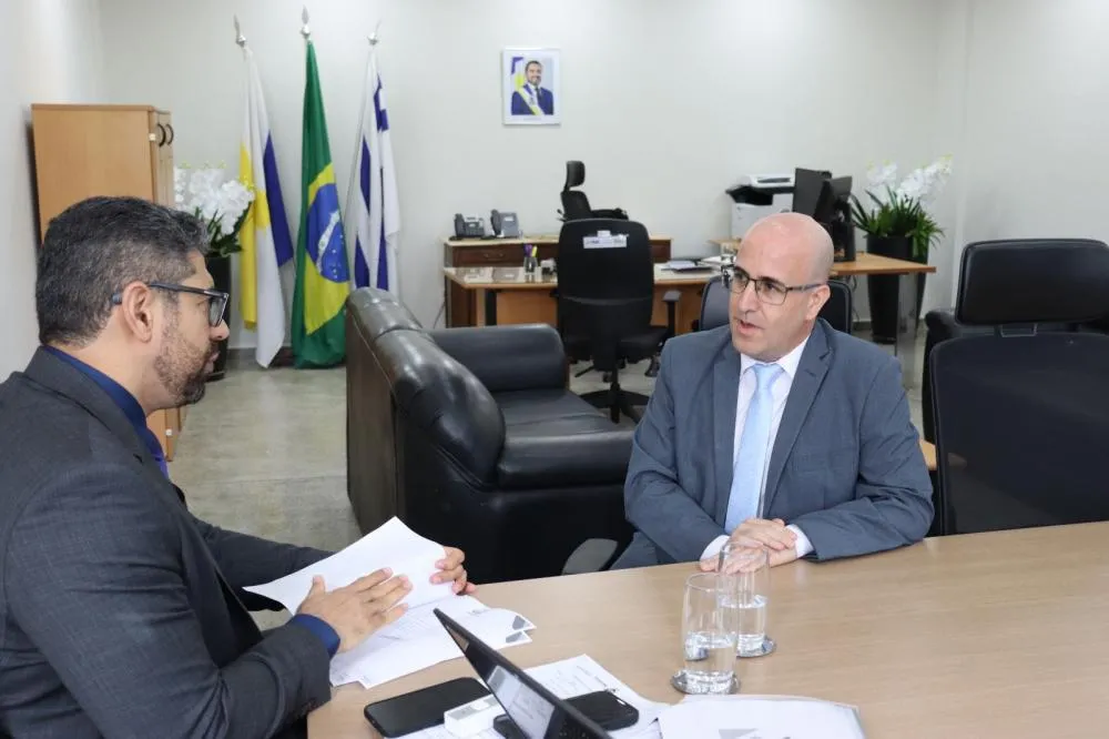 O encontro teve como objetivo tratar das demandas relacionadas à segurança da mulher em Araguaína.