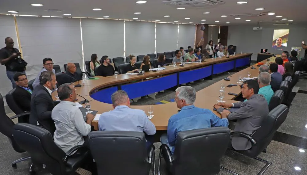 No encontro, ficou estabelecido que o Governo do Tocantins vai atuar para providenciar a travessia de pessoas de forma gratuita entre os dois municípios.