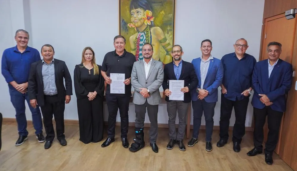 Cerimônia de assinatura dos contratos contemplados na 136ª Reunião Ordinária do CDE-TO ocorreu nessa quarta-feira, 29.