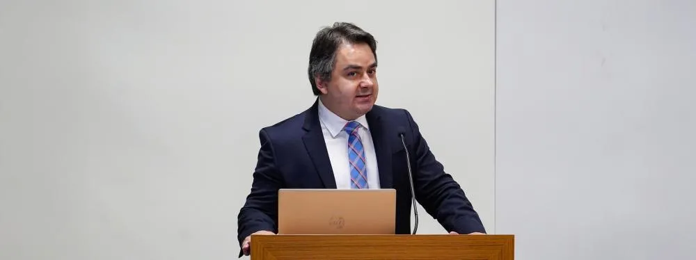 Saulo Vinhal ao falar aos integrantes do Colégio de Procuradores.