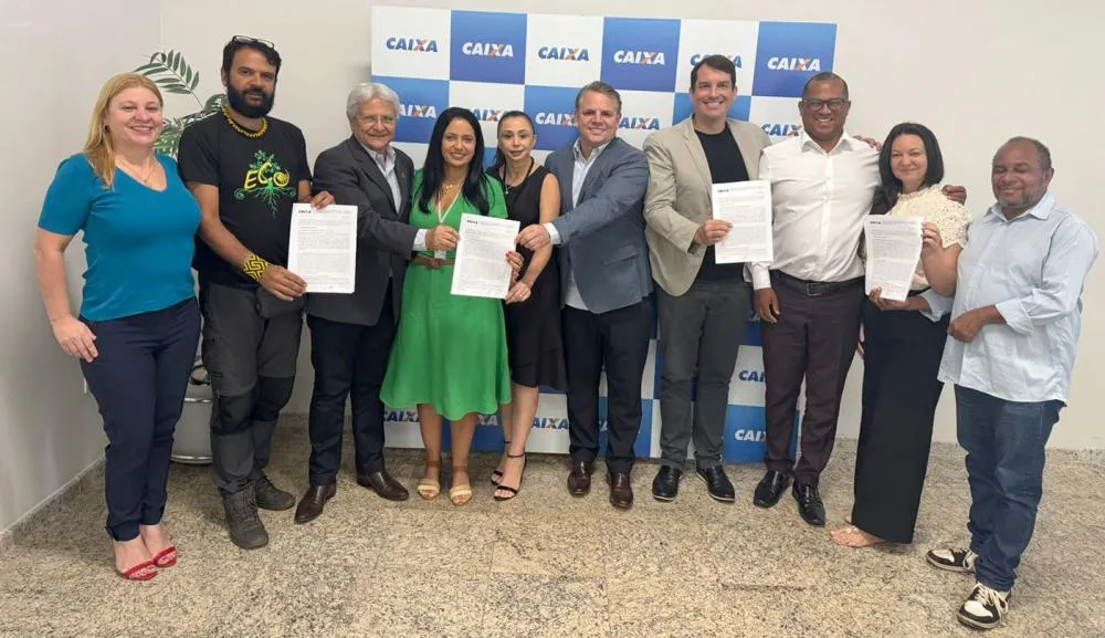 Solenidade de assinatura do empreendimento habitacional ocorreu nessa terça-feira,04.