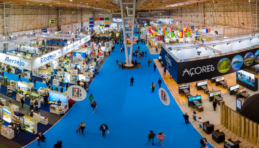 Feira reúne profissionais do setor, especialistas e representantes de destinos turísticos de todo o mundo.