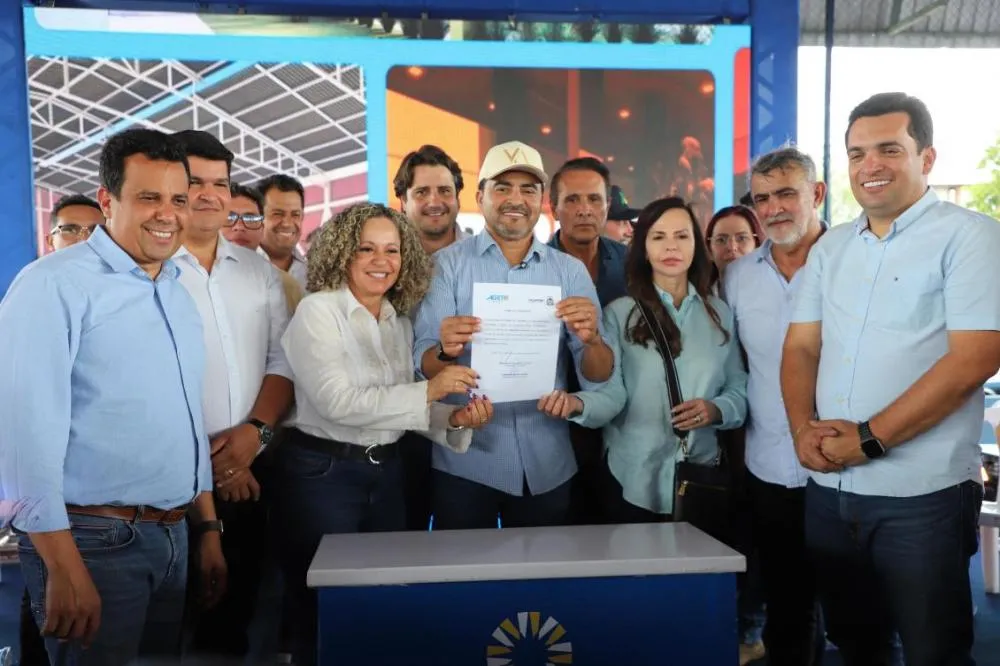 Cerimônia de lançamento ocorreu no Centro de Ensino Médio de Gurupi.