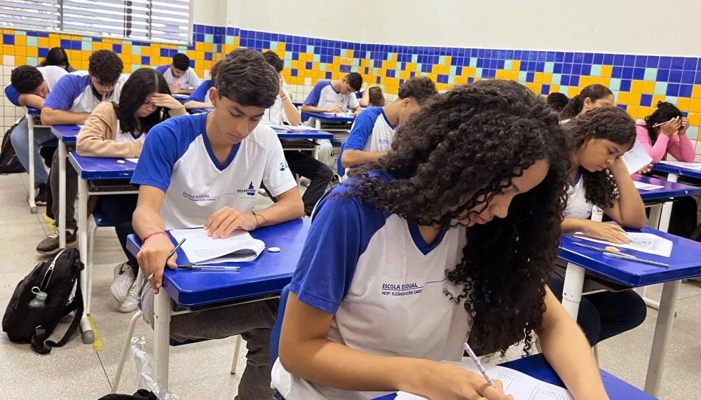 Podem participar da Obmep alunos de escolas públicas e privadas.