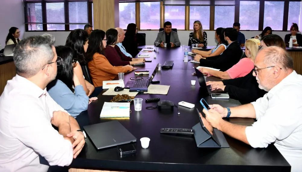 Secretários e equipes técnicas da SPI/TO, SES/TO e Tocantins Parcerias reúnem-se com representantes da empresa autorizada a iniciar os estudos para estruturação da PPP da Rede de Diagnóstico do Tocantins.