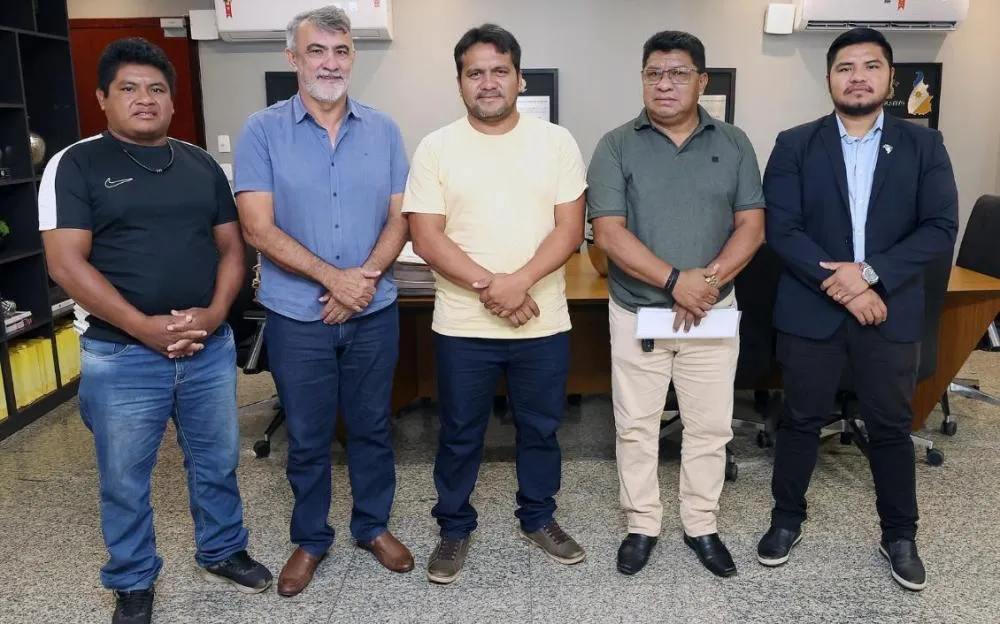 Lideranças indígenas do povo Javaé pedem apoio da Aleto para tratativas com Ibama e MPF.