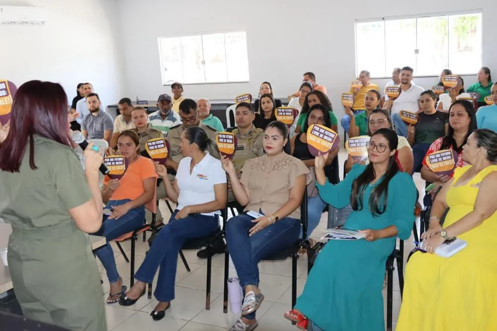 As atividades incluíram palestras, criação da Rede de Atendimento, rodas de conversa, distribuição de materiais educativos e mobilizações em espaços estratégicos da cidade.