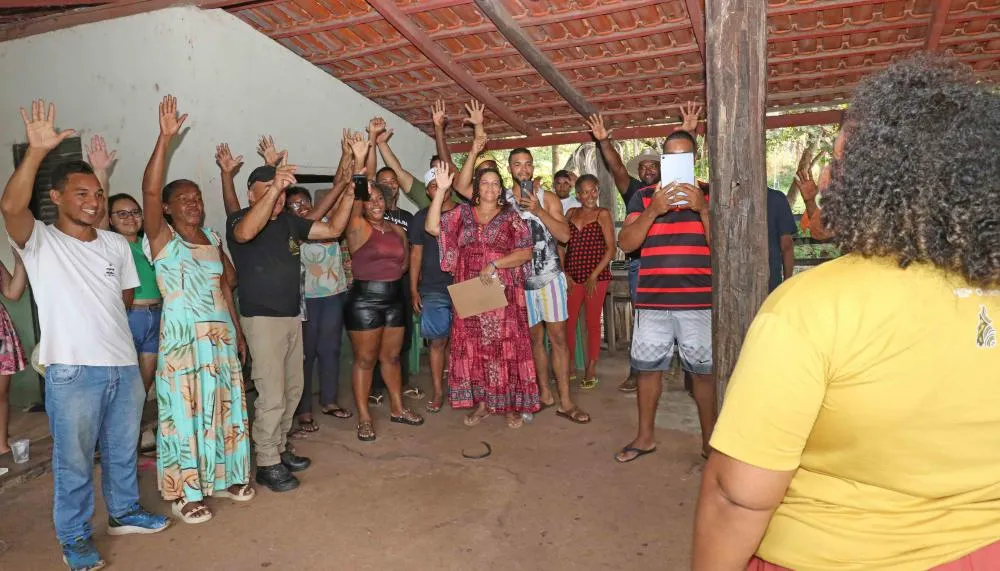 A diretora de Proteção ao Quilombola da Sepot, Ana Cláudia, respondeu às dúvidas dos moradores sobre o processo de reconhecimento, seus resultados e impactos.