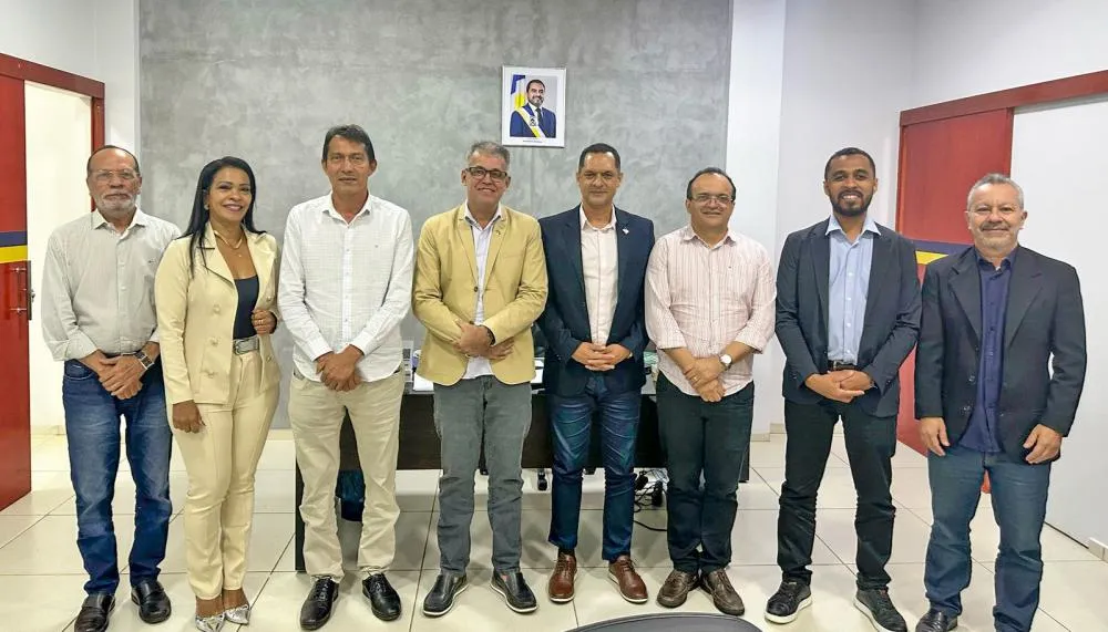 Presidente da Ameto, Milton Neris recebeu o Secretário da Igualdade Racial (Seir), Adão Francisco e Secretário dos Povos Originários e Tradicionais (Sepot), Paulo Xerente.