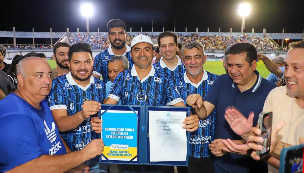 Durante o intervalo da partida entre União/TO e América/RN, o governador Wanderlei Barbosa anunciou oficialmente a reforma completa do Estádio Mirandão.