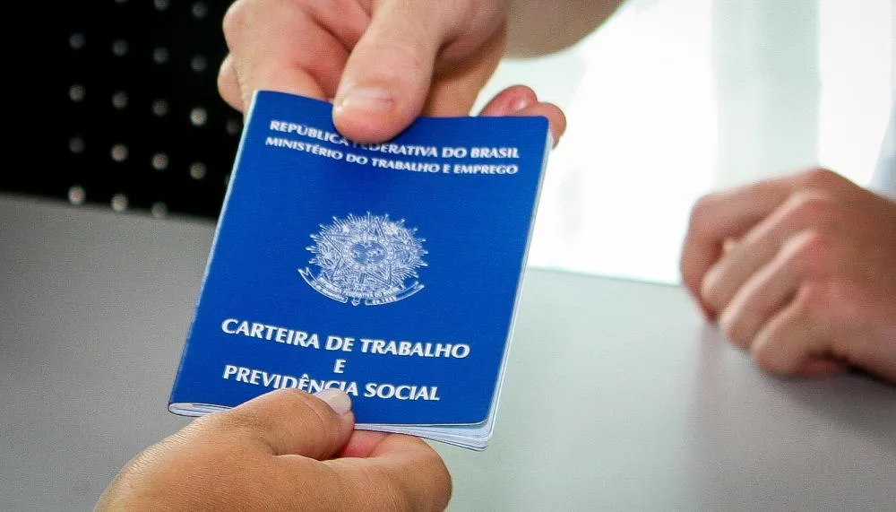 Jovens de 18 a 24 anos são destaque nas vagas de empregos formais em janeiro de 2025.