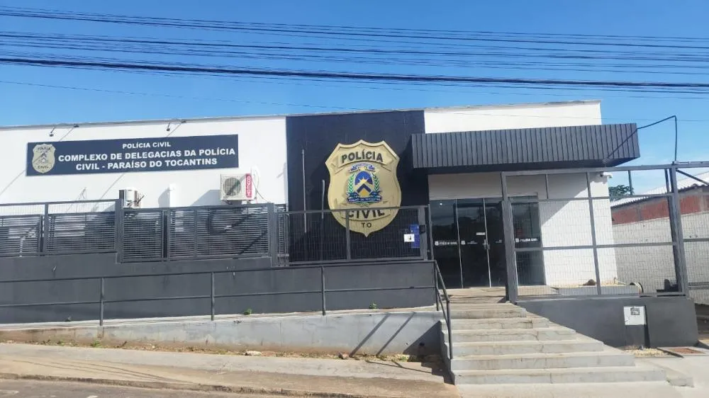 Homem foi indiciado pela Polícia Civil após falsificar documento público.