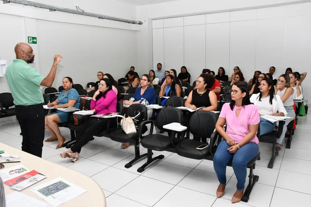 O intuito é promover a cessação de fumar entre todas as idades, proteger a população da exposição à fumaça do cigarro.