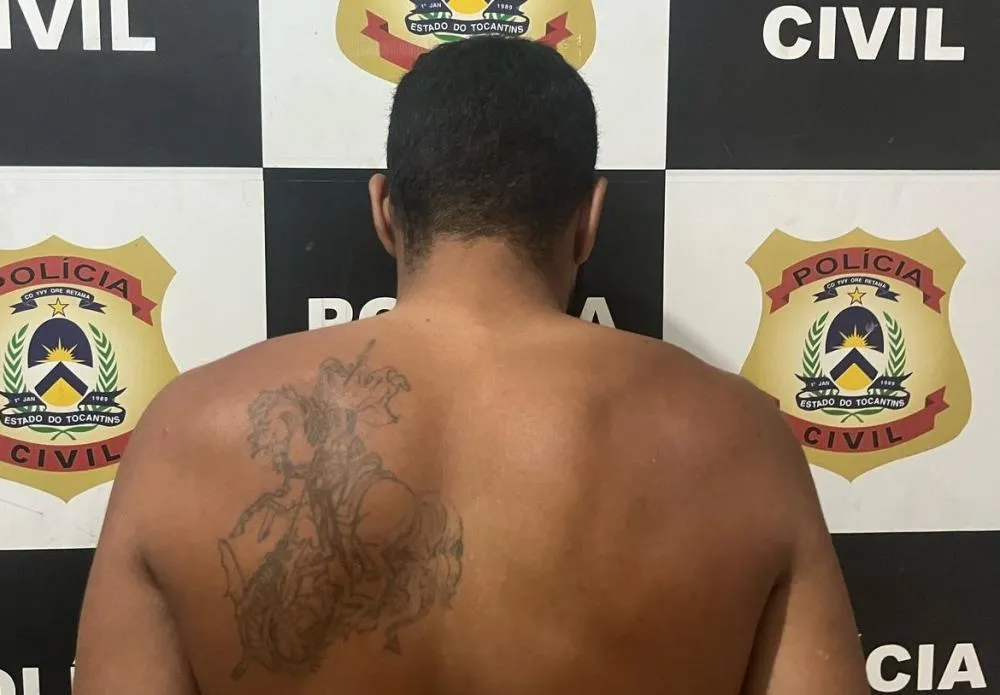 Ao ser capturado, o homem confessou aos policiais, ser de fato o autor do crime.