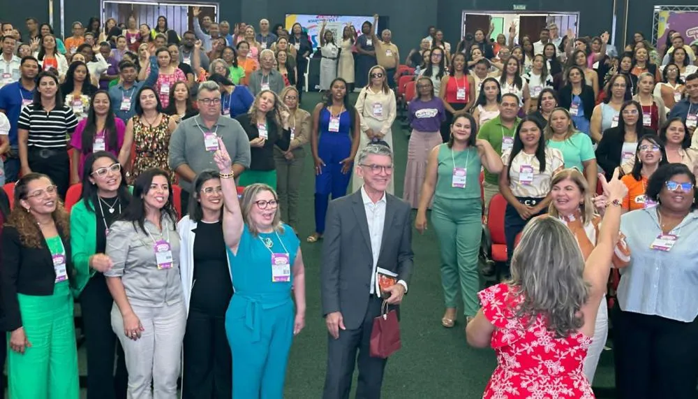 Seminário de Pactuação das Premissas do Programa Alfabetiza Mais Tocantins com gestores educacionais em Palmas.