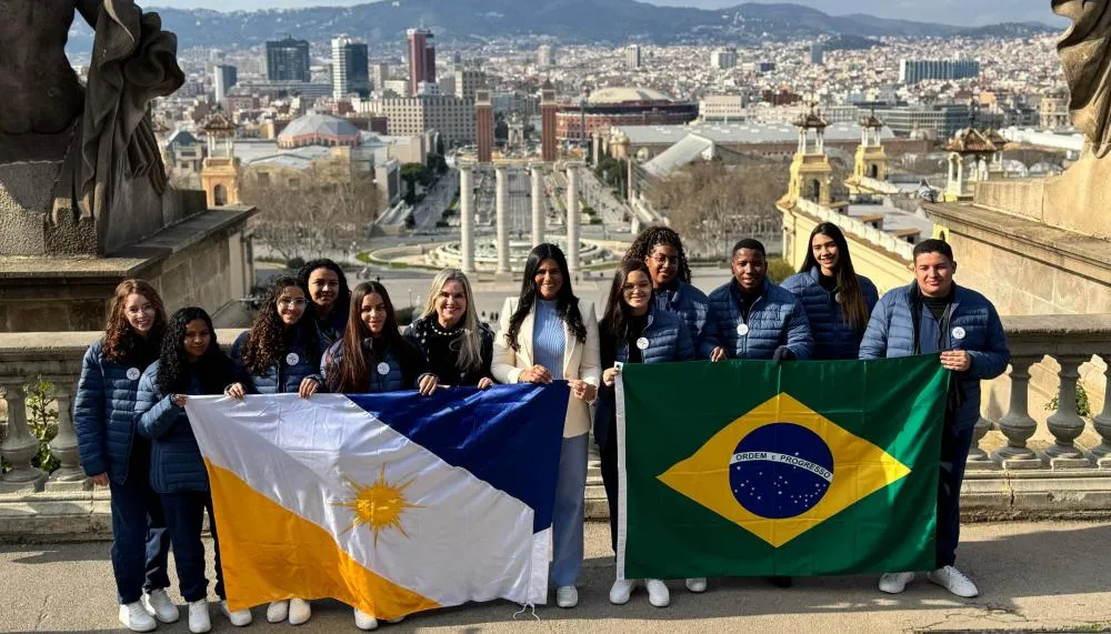 Comitiva do Tocantins registra chegada à Barcelona em Montjuïc.