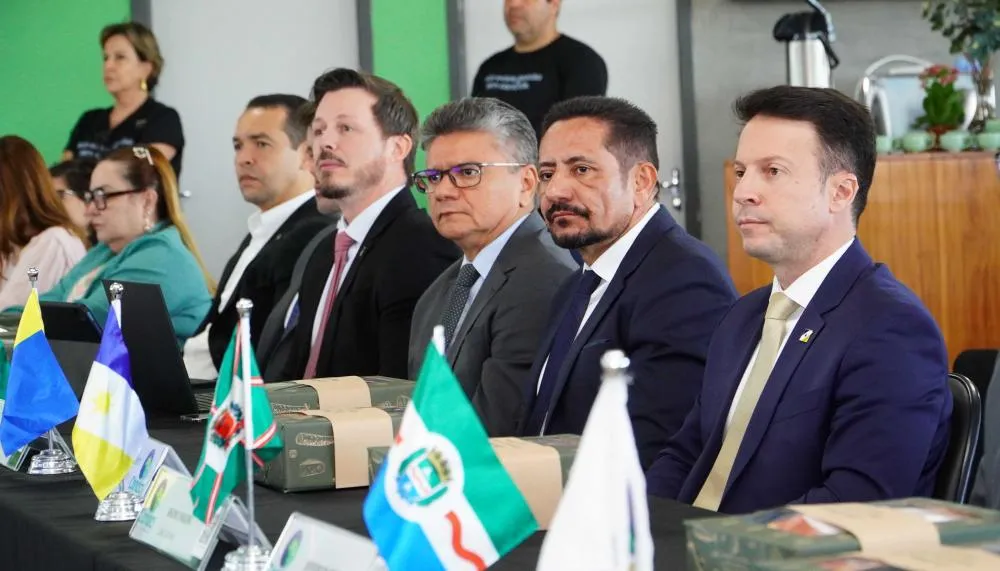 Reunião foi realizada em Uberaba/MG e reuniu os membros do conselho, representantes de 68 controladorias brasileiras.