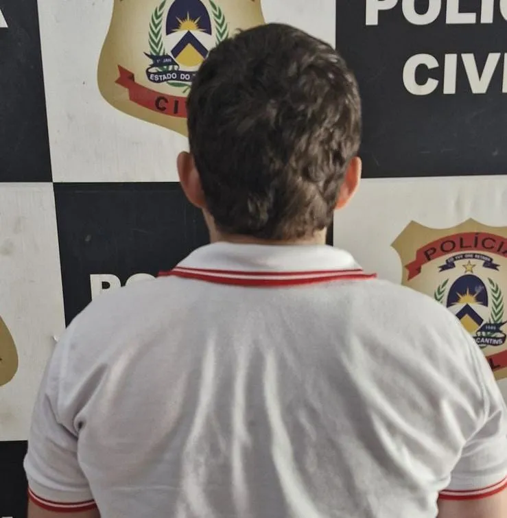 Após os procedimentos legais cabíveis, a mulher foi entregue à custódia do Sistema Penal do Estado. 