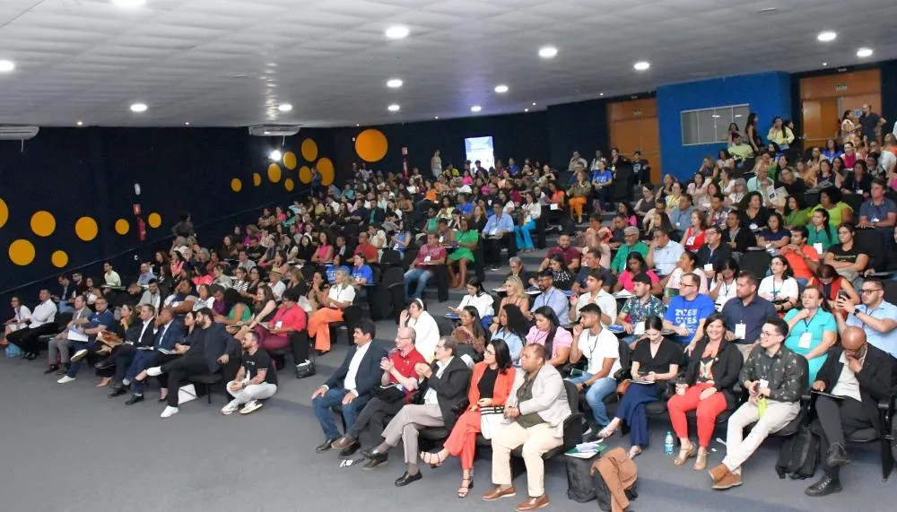A Conferência Estadual de Saúde ocorre de quatro em quatro anos.