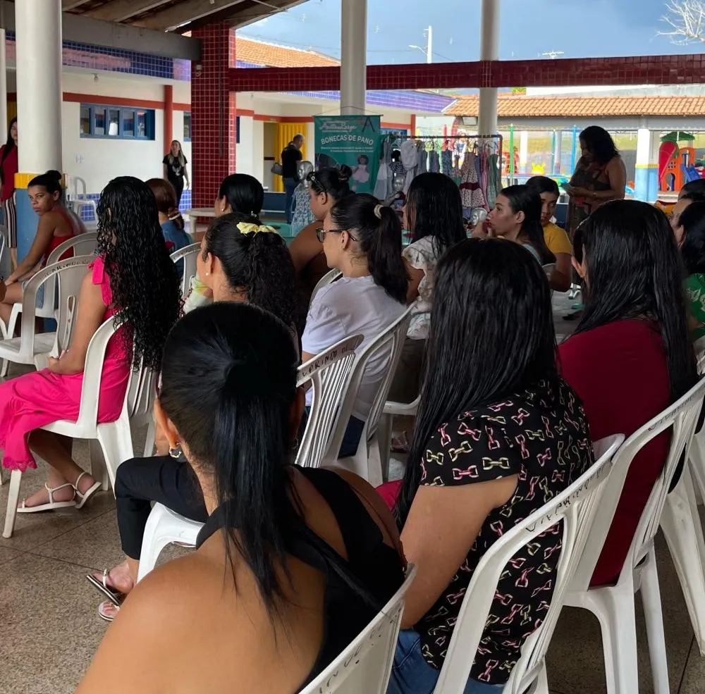 Cerca de 200 mulheres do setor Vila Sul foram atendidas na 4ª Edição do projeto Fênix.