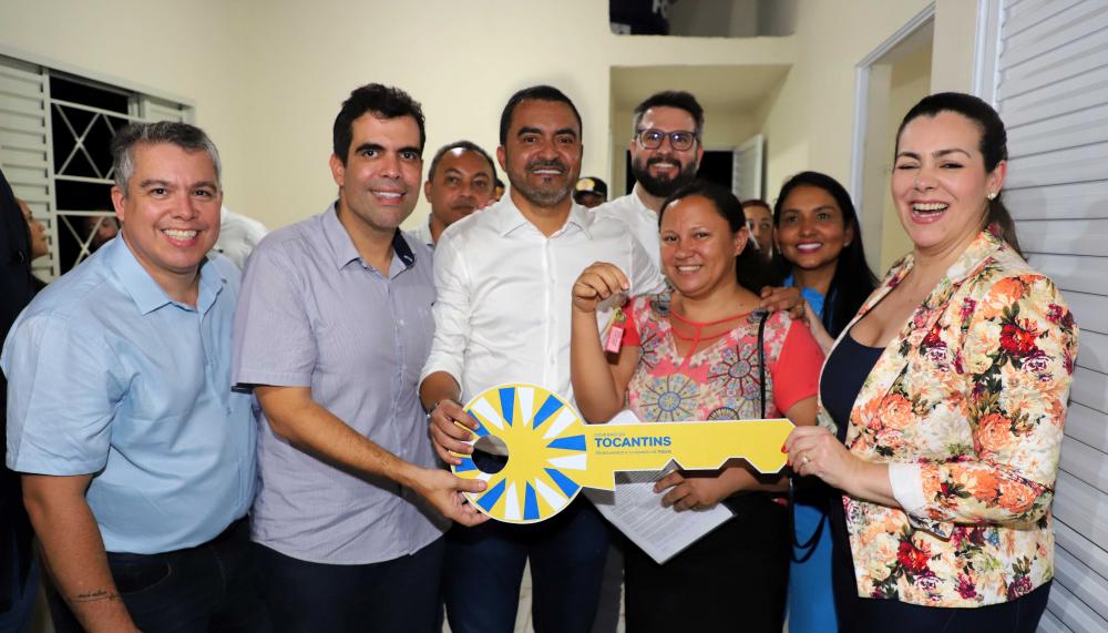 Governador Wanderlei Barbosa entrega 111 unidades habitacionais, que beneficiaram 132 famílias, no Jardim Taquari