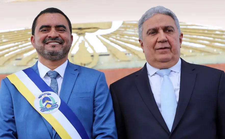 À esquerda, governador afastado Wanderlei Barbosa; à direita, vice Laurez Moreira, que assume o governo interinamente — Foto: Redes sociais