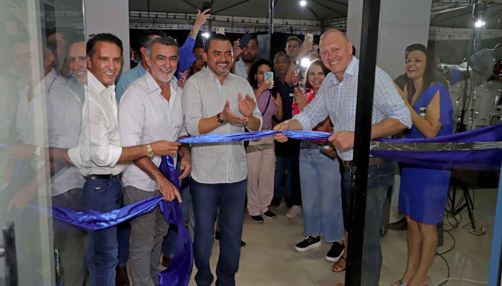 Governador Wanderlei Barbosa e prefeito Itamar Barrachini celebraram parceria em evento histórico na sede da Prefeitura de Santa Maria do Tocantins