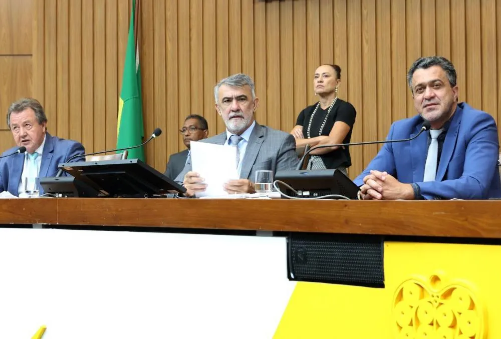 Mesa Diretora encaminhou ofício aos deputados