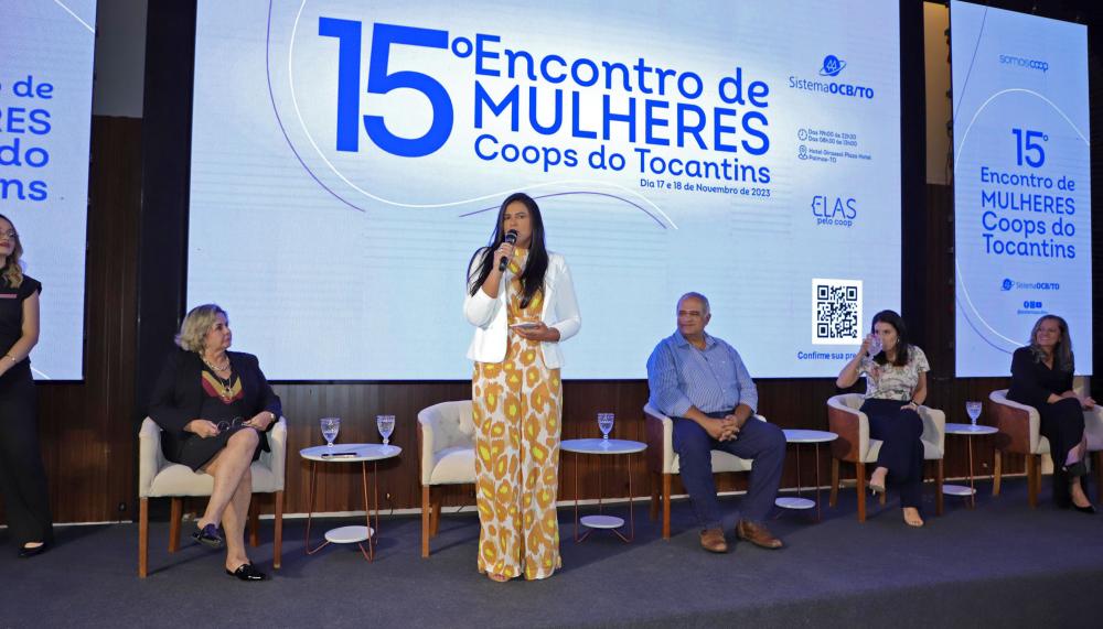 Primeira-dama Karynne Sotero destacou a importância dos espaços ocupados pelas mulheres