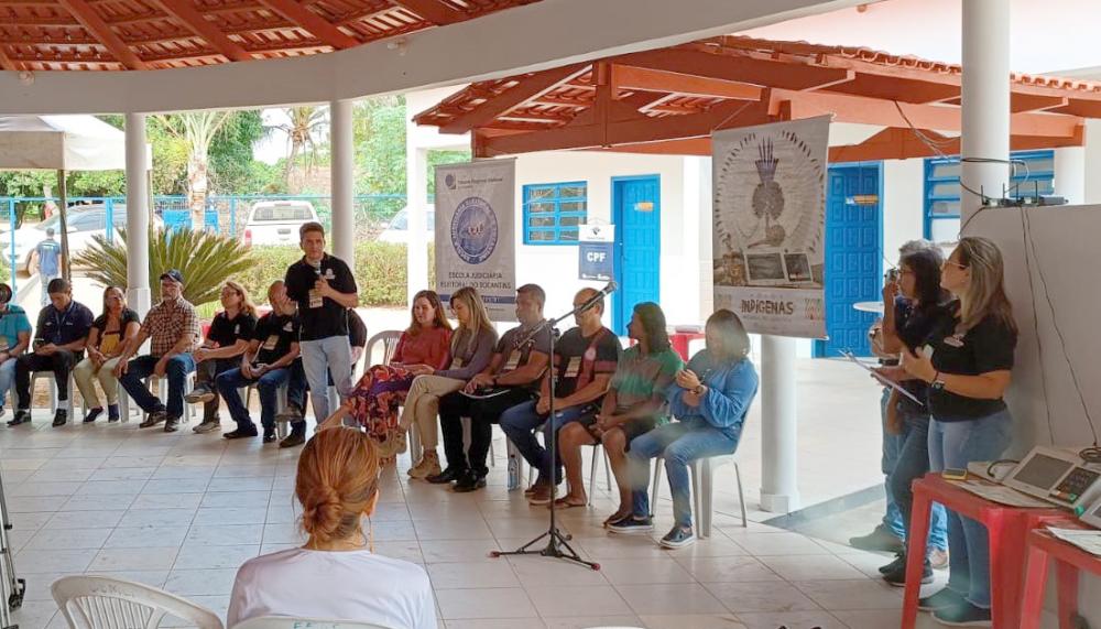Equipe do Instituto de Identificação é parceira da ação