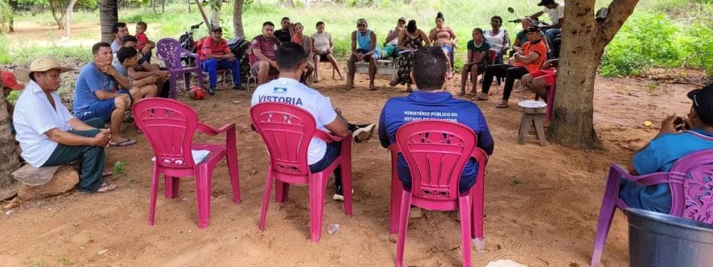 Visita combinou a escuta das famílias com o uso de geotecnologias e revelou problemas críticos na infraestrutura de acesso e urgência da regularização fundiária.